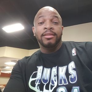 Meet your Posher, Todd